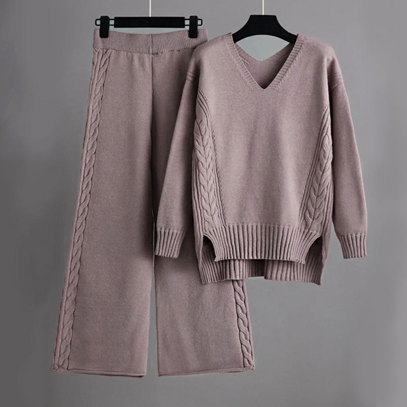 Amber - Women's V-Neck Cable Knit Sweater and Pants Set