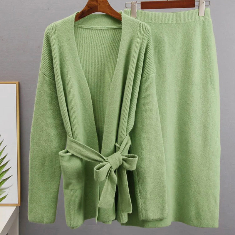 Erza - Women's Knit Cardigan & Midi Skirt Set