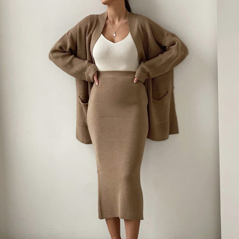 Erza - Women's Knit Cardigan & Midi Skirt Set