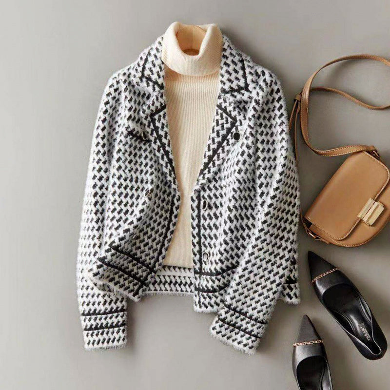 Hazel - Women's Cropped Houndstooth Double-Breasted Jacket
