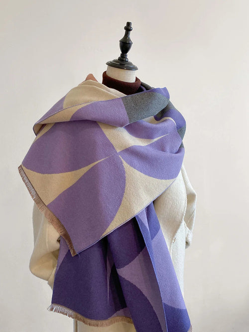 Cecilia - Women's Cashmere Oversized Scarf with Curved Geometric Pattern