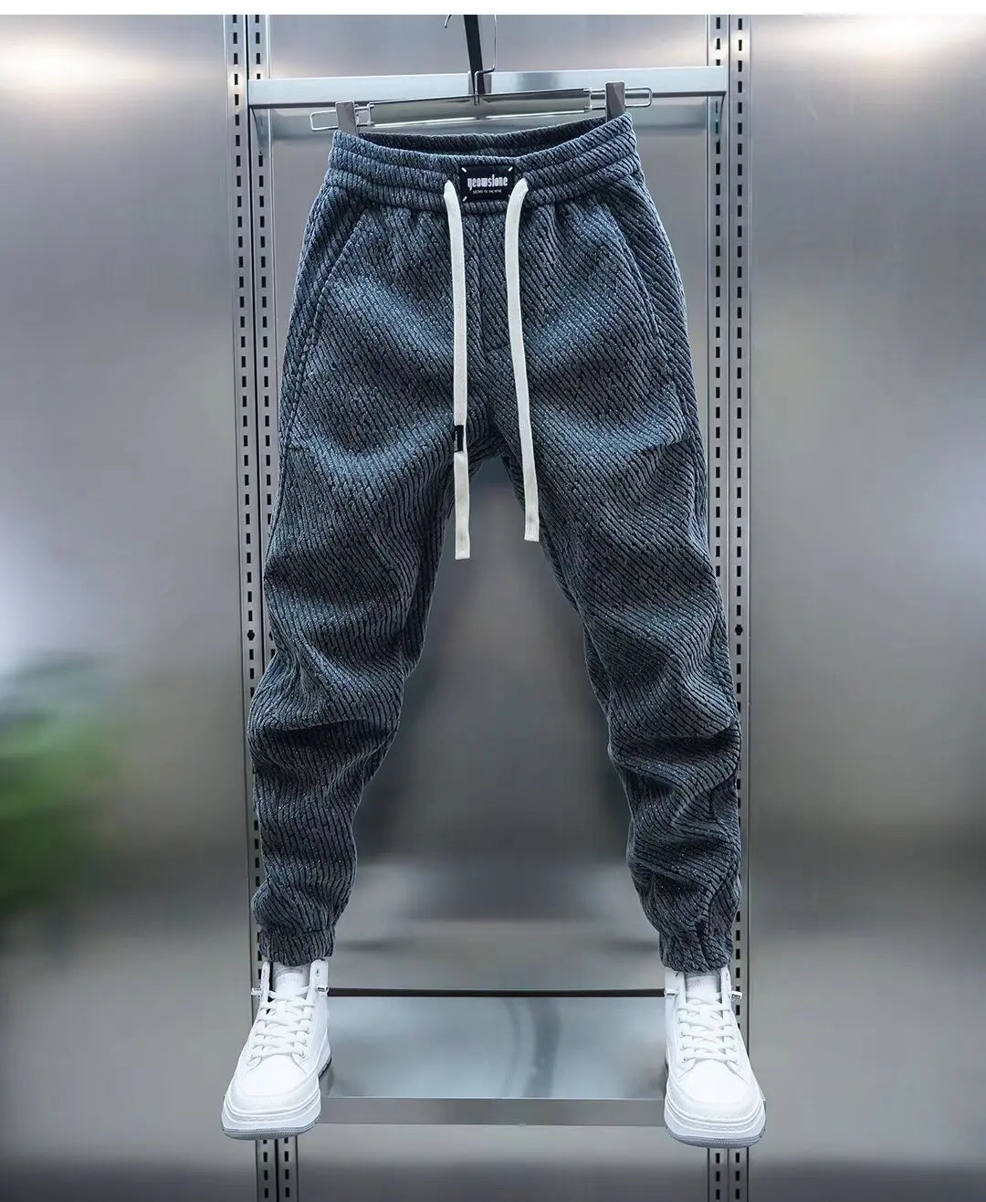 Corbyn - Men's Tapered Jogger