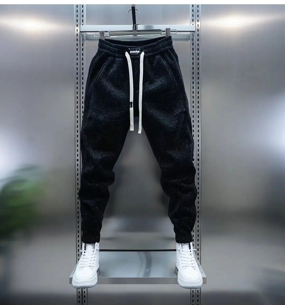 Corbyn - Men's Tapered Jogger