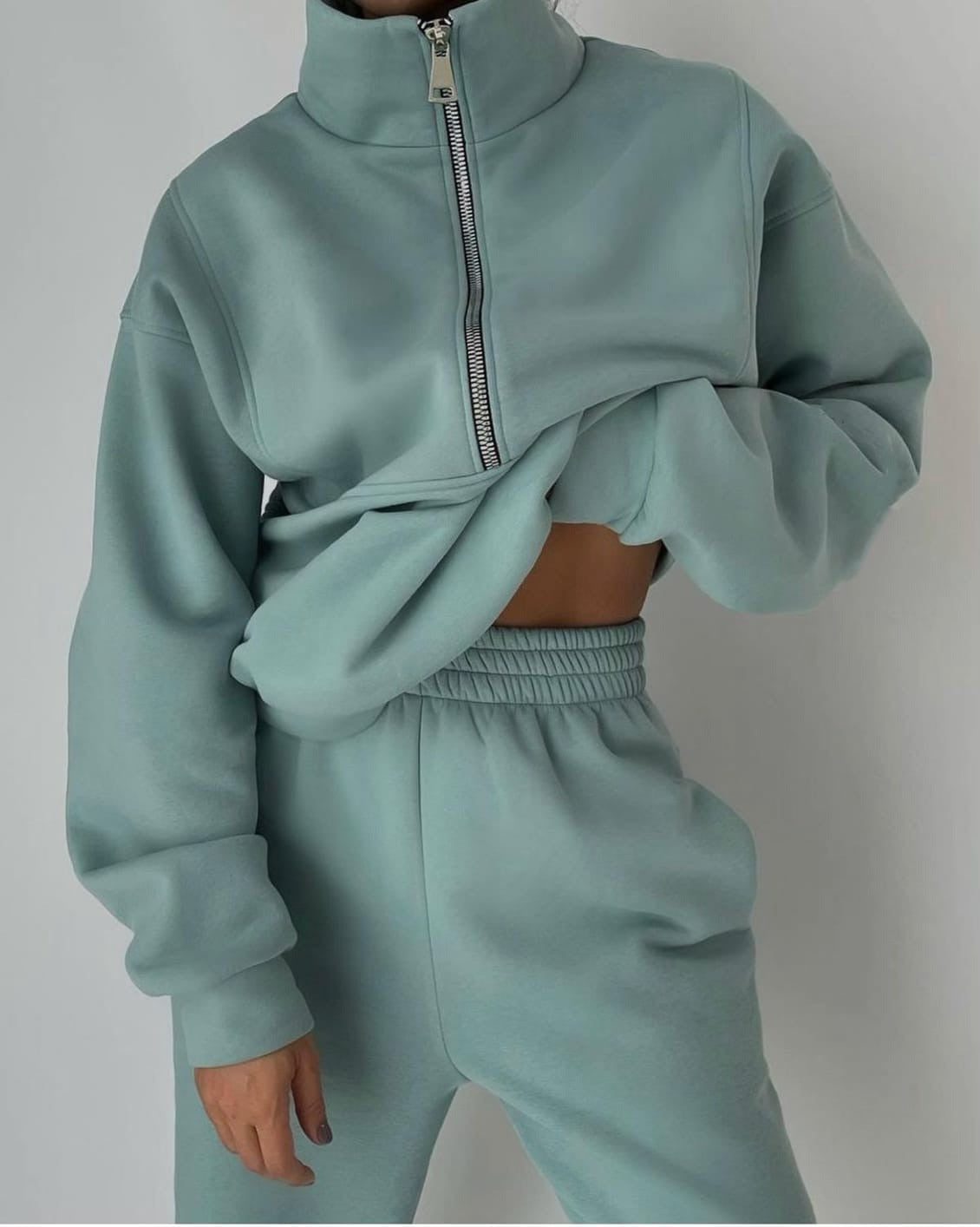 Hadley - Women's Half-Zip Pullover & Elasticated Joggers Set