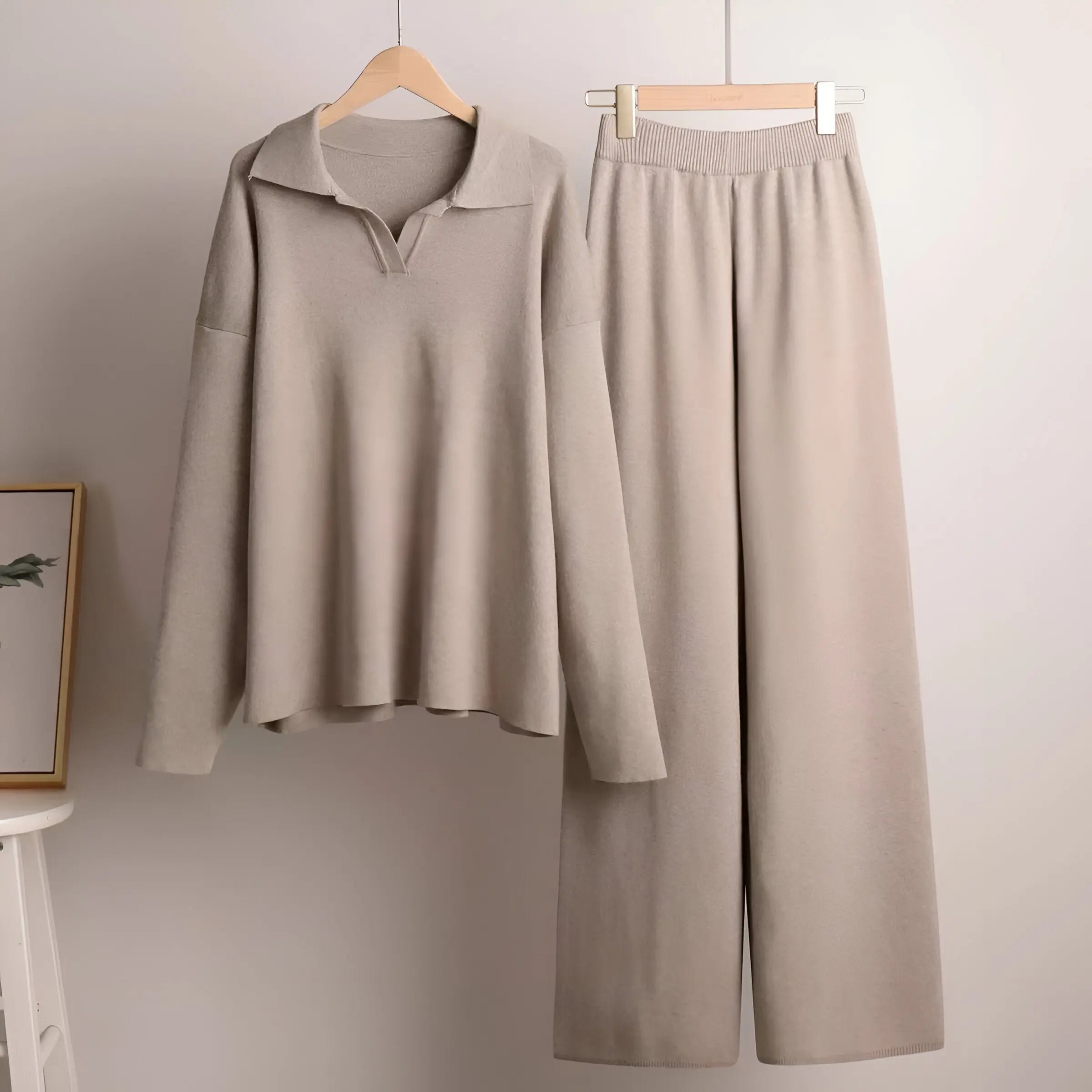 Margot - Women's Collared Oversized Pullover & Relaxed Wide-Leg Trousers Set