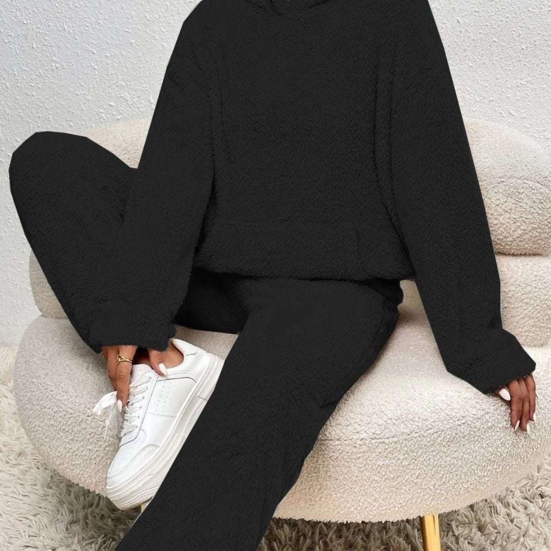 Marlowe - Women's Textured Hoodie and Tapered Lounge Pants Set