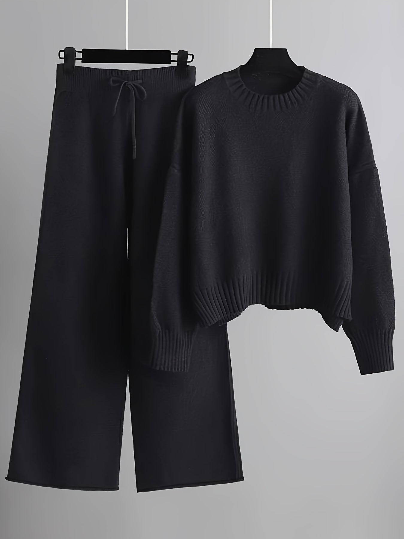 Paloma - Women's Cropped Crewneck Sweater and Wide-Leg Knit Trousers Set
