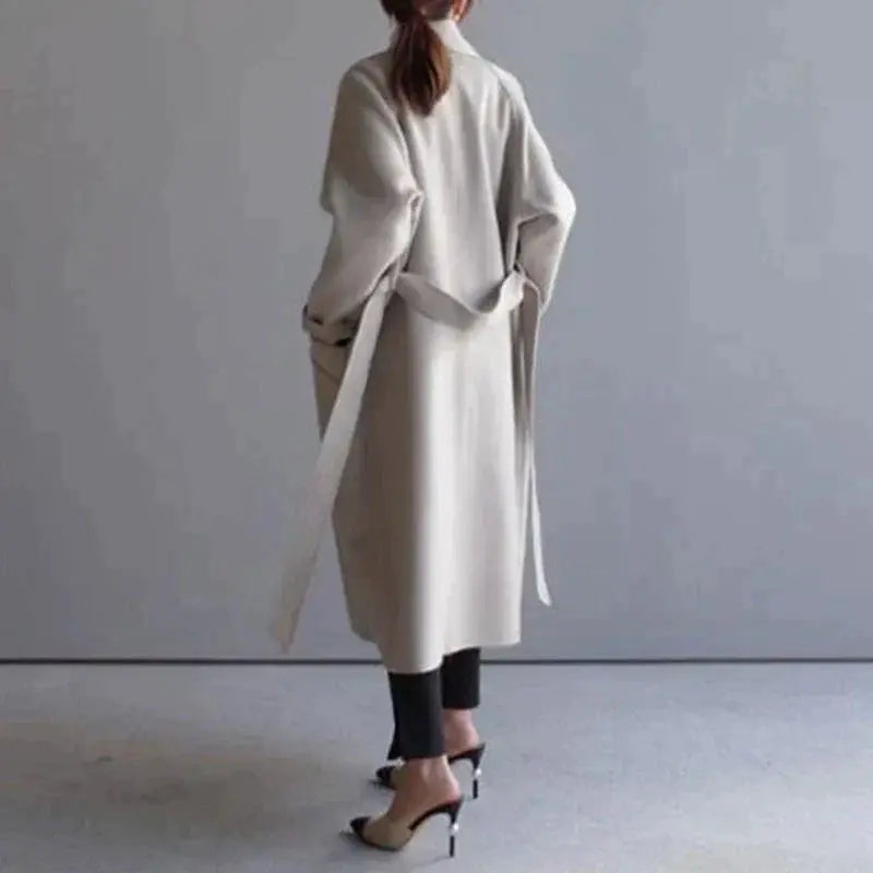 Roxanne - Women's Double-Breasted Wool Coat with Notch Lapels
